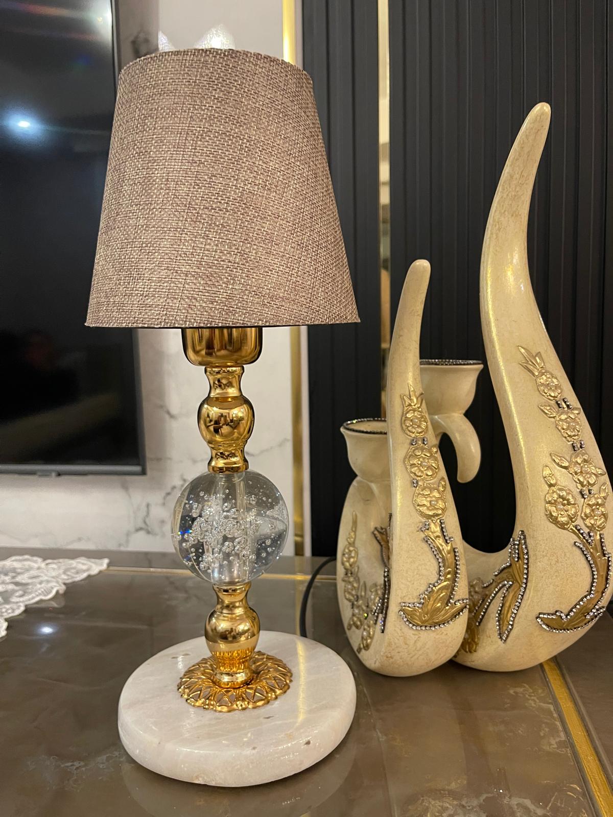 Mermer Tabanlı Lüks Masa Lambası