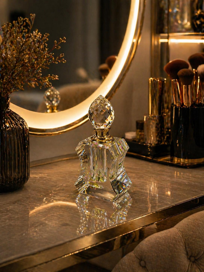 Aurora Crystal Diamond Parfüm Şişesi – Lüks Dekoratif Makyaj Masası Aksesuarı& Sleep Nova