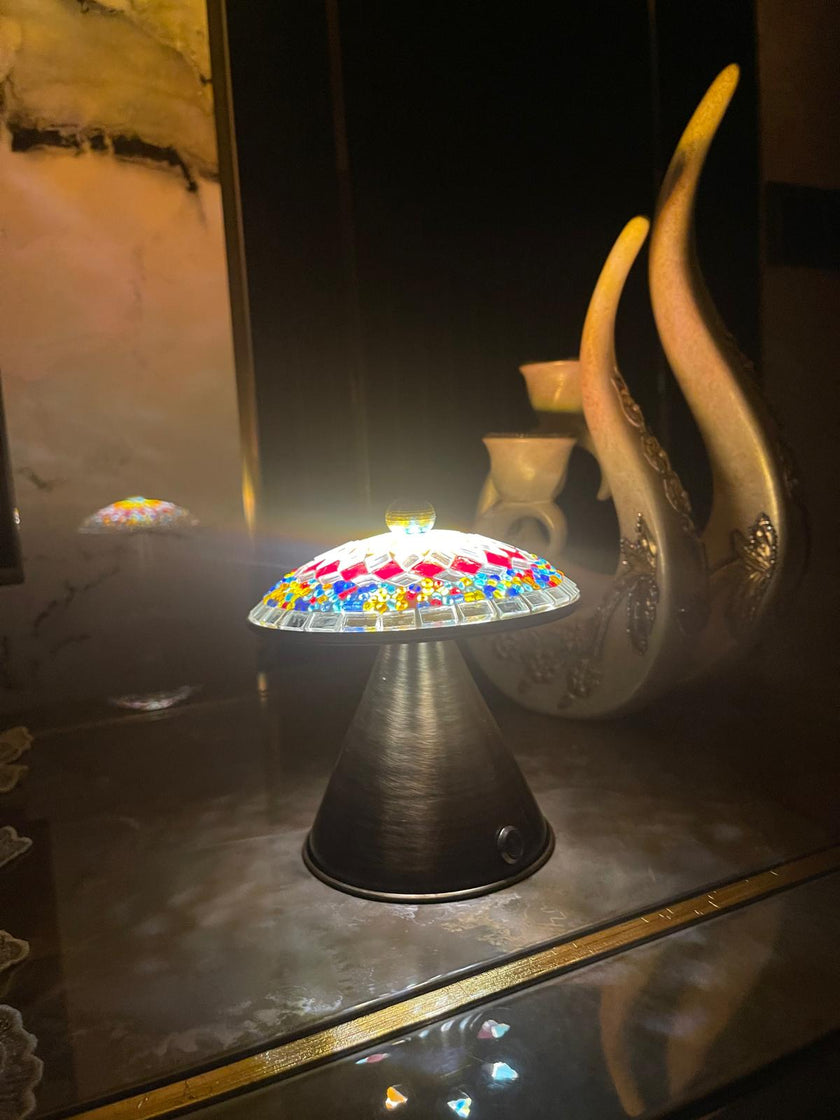 Renkli Mozaik Cam Dekoratif Masa Lambası