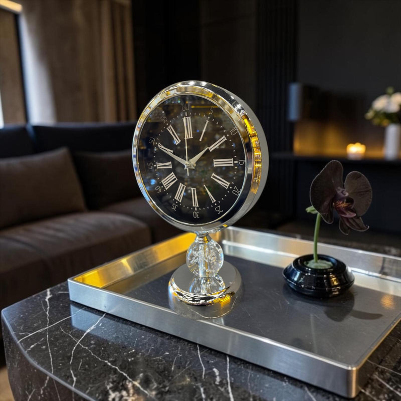 Lüks Kristal Ayaklı Masa Saati – Metal Kasa, Roma Rakamlı Dekoratif Saat, Modern Salon & Ofis Aksesuarı