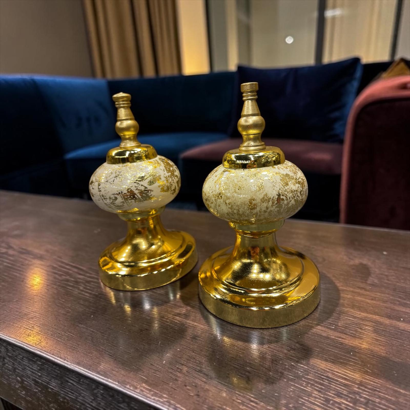 Royal Gold Vintage Dekoratif Obje Seti – Klasik Şık Masa Aksesuarı (İkili)& Sleep Nova