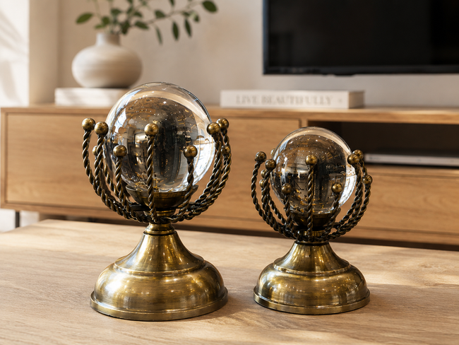Eskitme Cam Küre Dekoratif Obje Seti – Vintage Metal Salon & Ofis Aksesuarı (2'li)& Sleep Nova