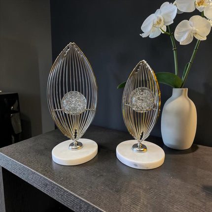Silver Aura Metal Dekoratif Obje – Mermer Tabanlı Modern Salon Aksesuarı (İkili Set)& Sleep Nova