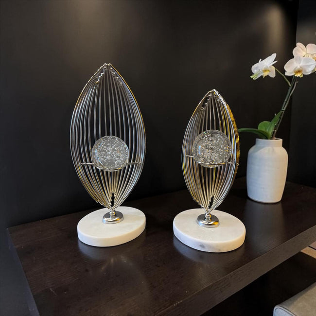Silver Aura Metal Dekoratif Obje – Mermer Tabanlı Modern Salon Aksesuarı (İkili Set)& Sleep Nova
