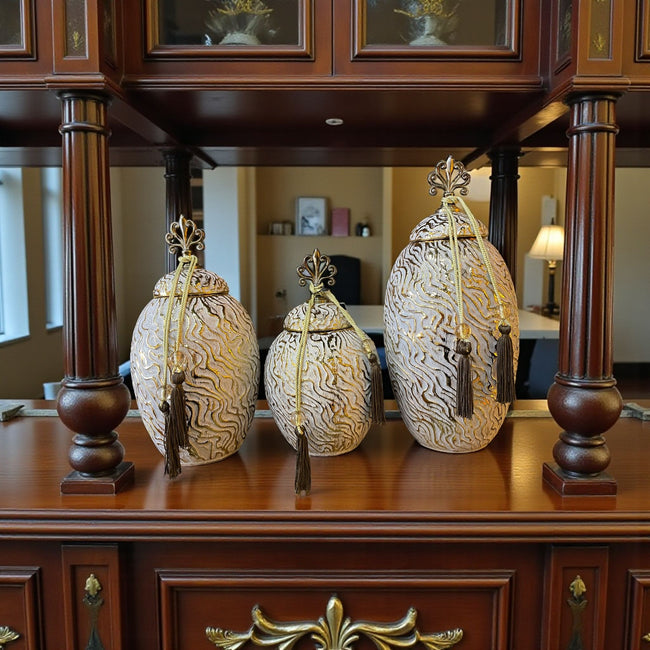 Imperial Grace Gold Dekoratif Küp Seti – Üçlü Klasik Salon Konsol Üstü Lüks Obje Takımı& Sleep Nova