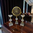 Crystal Gold Dekoratif Masa Saati Seti – Lüks Cam & Metal Modern Salon ve Ofis Aksesuarı& Sleep Nova